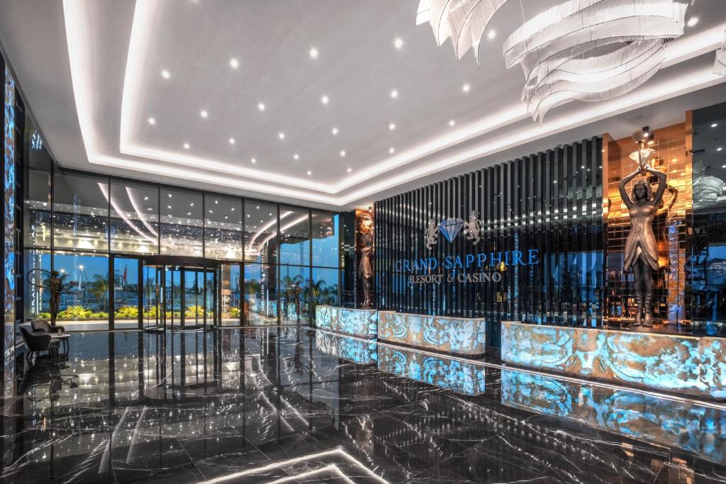 Grand Sapphire Casino