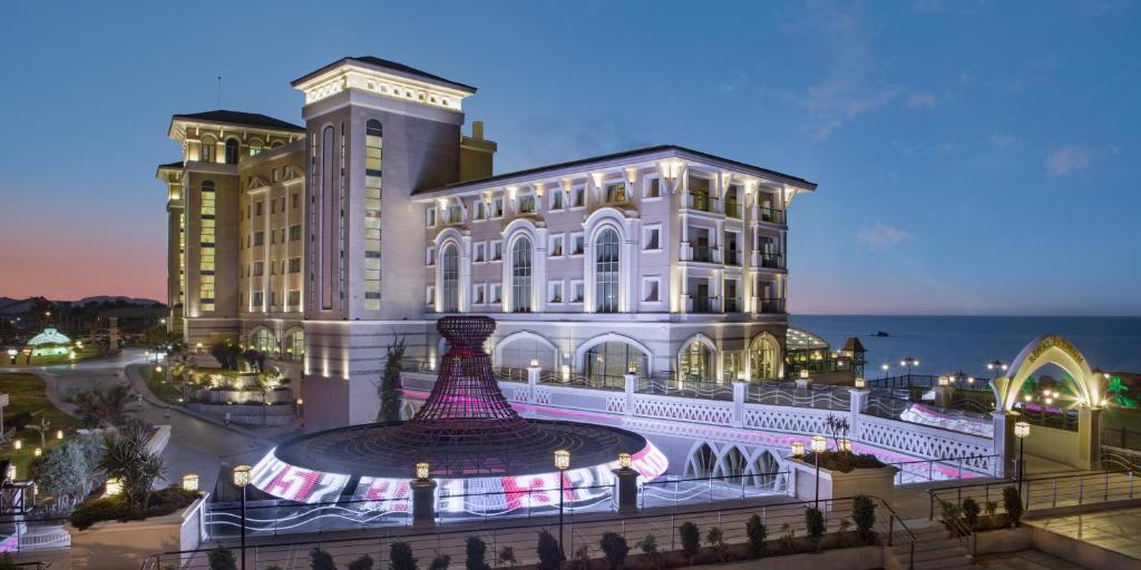 Merit Royal Hotel